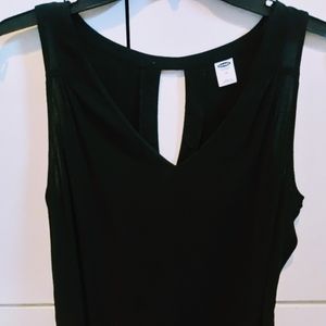 Old Navy Women's Black V-Neck Sleeveless Top M